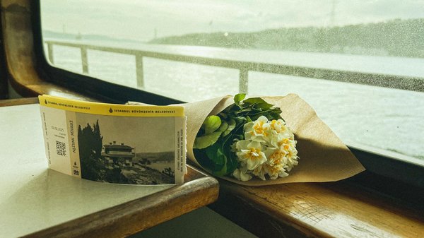 Quelle croisière propose des cours de cuisine fusion asiatique avec des chefs locaux?