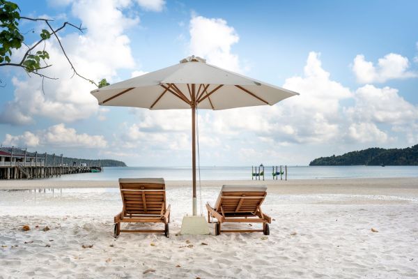 Vacances au soleil : évasion et bonheur sous les rayons